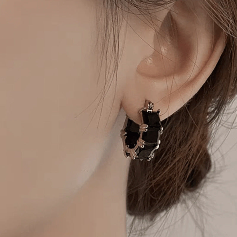 Black Crystal Ear Ring
