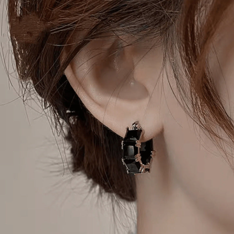 Black Crystal Ear Ring