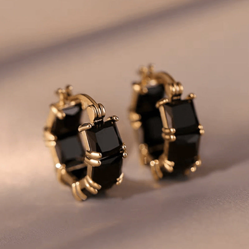 Black Crystal Ear Ring