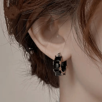 Black Crystal Ear Ring